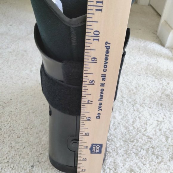 DeRoyal Short Air Pump Walking Boot - Picture 5 of 13